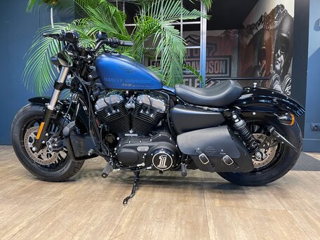 2018 Harley-Davidson Sportster 1200, синий, 1700000 рублей, вид 4