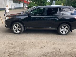 2013 Toyota Highlander II (XU40) Рестайлинг, чёрный, 2180000 рублей, вид 4