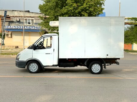 2015 ГАЗ ГАЗель (3302), белый, 700000 рублей, вид 2