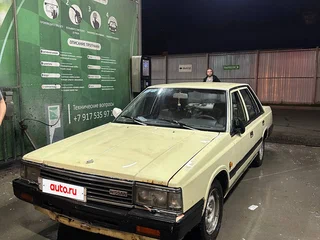 1986 Nissan Laurel V (C32), бежевый, 225000 рублей, вид 1