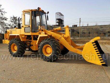 2007 Амкодор 333, жёлтый, 3350000 рублей, вид 1