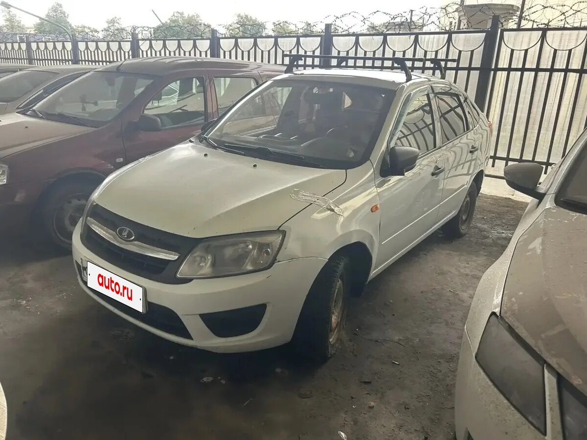 Открыть фотографии: Lada (ВАЗ) Granta I
