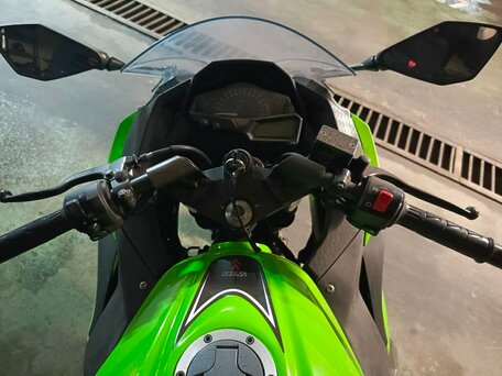 2014 Kawasaki Ninja 300, зелёный, 400000 рублей, вид 4