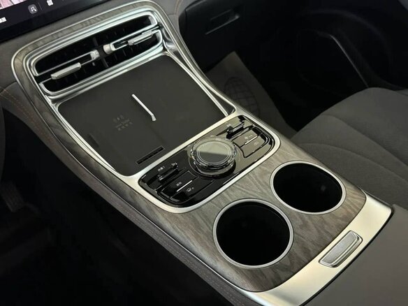 2026 Geely Galaxy M7, серый, 3396000 рублей - вид 5