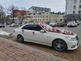 2010 Mercedes-Benz E-Класс 200 5G-Tronic IV (W212, S212, C207), белый, 3000000 рублей, вид 2