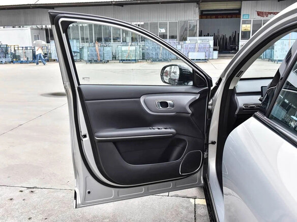 2026 Changan Qiyuan Q05 51.9 kWh II, белый, 2100000 рублей - вид 16
