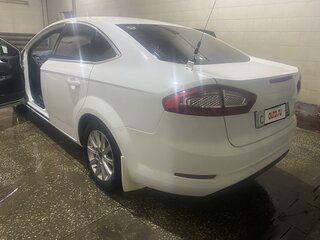 2011 Ford Mondeo IV Рестайлинг, белый, 1000000 рублей, вид 2