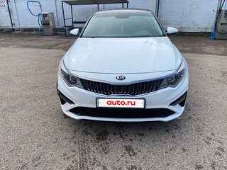 2018 Kia Optima IV Рестайлинг, белый, 1900000 рублей, вид 2
