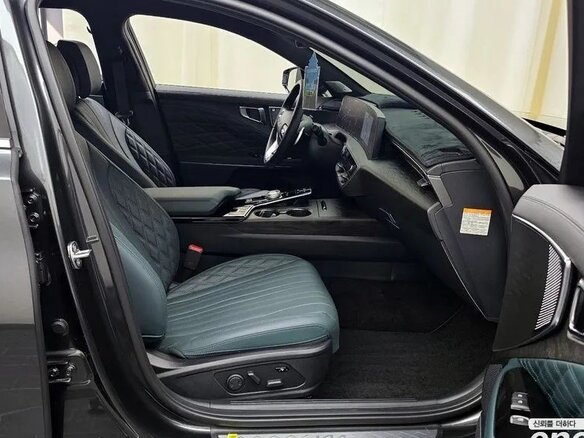 2023 Kia K8 I, серебристый, 7789680 рублей - вид 6