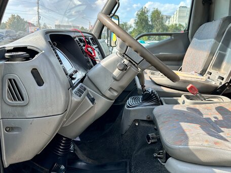 1998 Fuso (Mitsubishi) Canter, белый, 2725000 рублей, вид 5