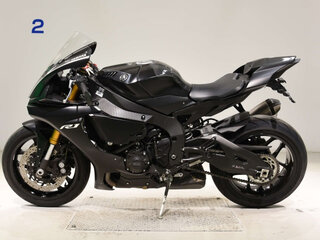 2019 Yamaha YZF-R1, чёрный, 1400000 рублей, вид 3