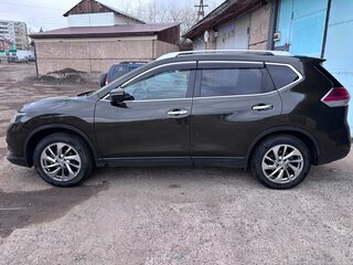 2017 Nissan X-Trail III, зелёный, 2250000 рублей, вид 3