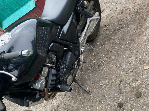 1996 Honda CB 400 Super Four, чёрный, 320000 рублей - вид 2