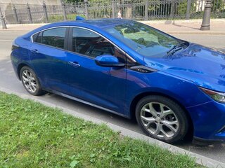 2017 Chevrolet Volt II, синий, 2000000 рублей, вид 3