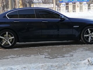 2013 BMW 5 серии 520i VI (F10/F11/F07) Рестайлинг, синий, 2500000 рублей, вид 5