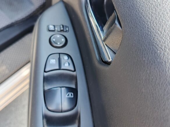 2017 Nissan Serena S-Hybrid V (C27), бежевый - вид 25