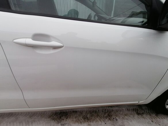 2013 Kia Rio 5-speed III, белый, 985000 рублей - вид 1