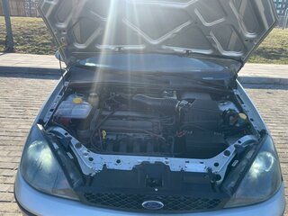 2003 Ford Focus I Рестайлинг, серебристый, 330000 рублей, вид 5