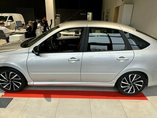 2025 Lada (ВАЗ) Granta Sport I Рестайлинг, серебристый, 1647000 рублей, вид 3