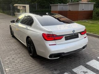 2018 BMW 7 серии 730i VI (G11/G12), белый, 4000000 рублей, вид 3