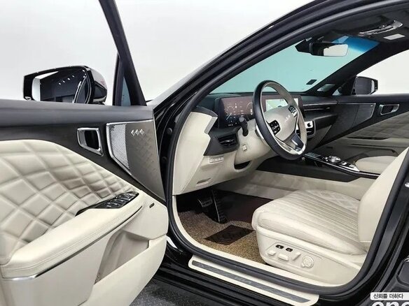 2023 Kia K8 I, чёрный, 7525593 рублей - вид 7