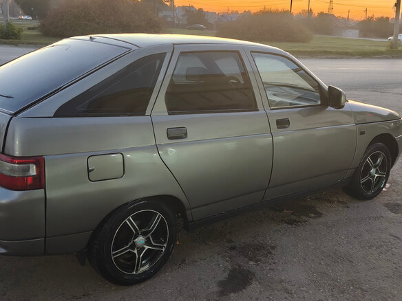 2002 Lada (ВАЗ) 2112, серый, 115000 рублей - вид 4