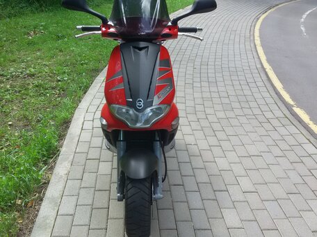 2005 Gilera Runner, красный, 403463 рублей, вид 1