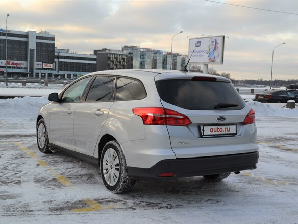 2017 Ford Focus III Рестайлинг, серебристый - вид 5
