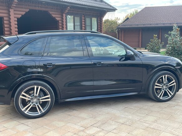 2010 Porsche Cayenne Diesel II (958), чёрный, 3000000 рублей - вид 15
