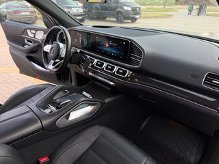 2019 Mercedes-Benz GLS 400 d II (X167), чёрный, 8300000 рублей, вид 3