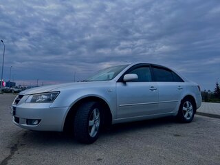 2007 Hyundai Sonata V (NF), серебристый, 550000 рублей, вид 1