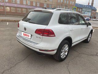 2015 Volkswagen Touareg II Рестайлинг, белый, 3200000 рублей, вид 4