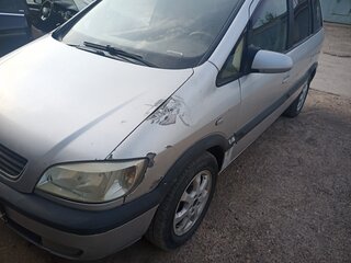 2004 Opel Zafira A Рестайлинг, белый, 300000 рублей, вид 5