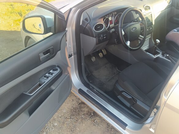 2008 Ford Focus II Рестайлинг, серебристый, 780000 рублей - вид 7