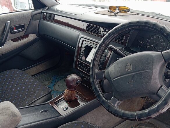 1997 Toyota Crown X (S150), белый, 650000 рублей - вид 5