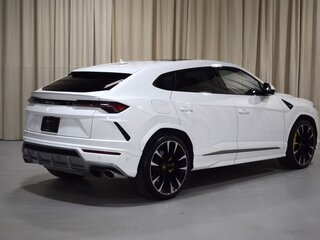 2022 Lamborghini Urus I, белый, 30816330 рублей, вид 4