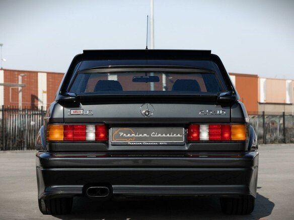1990 Mercedes-Benz 190 (W201), чёрный - вид 4