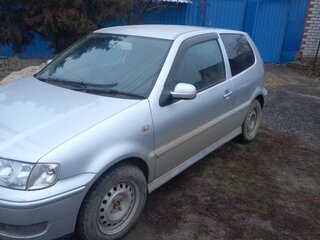 2001 Volkswagen Polo III Рестайлинг, серебристый, 240000 рублей, вид 3