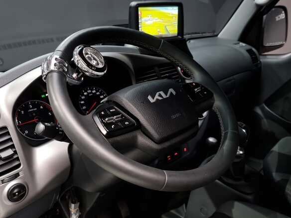 2024 Kia Bongo, белый, 3098000 рублей - вид 13