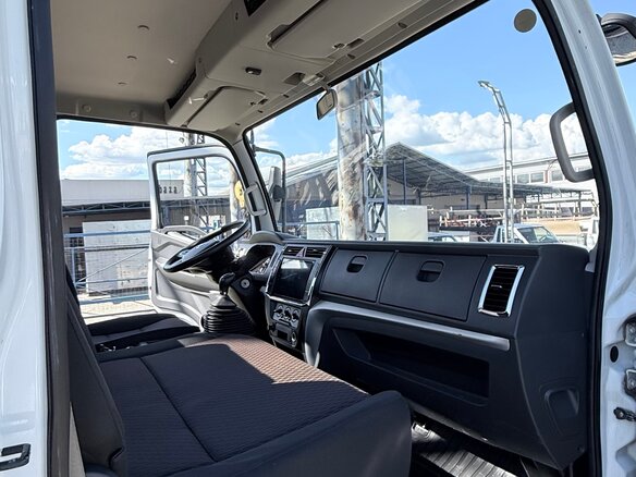 2024 Dongfeng Z55, белый, 2600000 рублей - вид 17