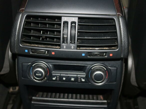 2009 BMW X5 30i II (E70), серый - вид 17