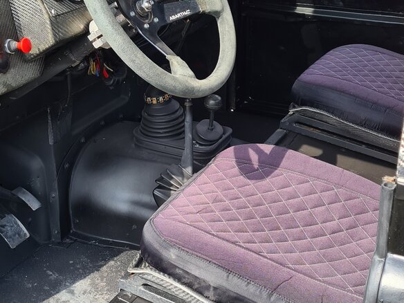 1996 Land Rover Defender 130 I, чёрный - вид 9