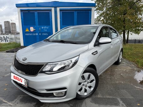 2015 Kia Rio 6-speed III, серый, 1045000 рублей, вид 1