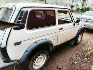 1994 Lada (ВАЗ) 2121 (4x4) I Рестайлинг, белый, 180000 рублей, вид 4