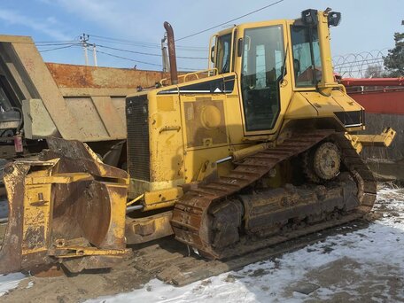 2006 Caterpillar D5, жёлтый, 6500000 рублей, вид 2