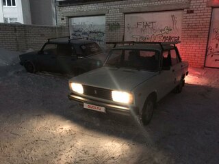 1990 Lada (ВАЗ) 2105, белый, 350000 рублей, вид 1