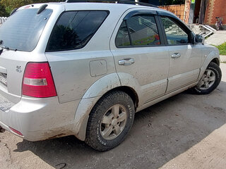 2009 Kia Sorento I Рестайлинг, серебристый, 700000 рублей, вид 2