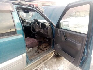 1995 Nissan Mistral, синий, 600000 рублей, вид 4