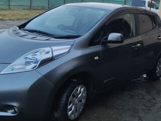 2014 Nissan Leaf I (ZE0/AZE0), серый, 950000 рублей, вид 1