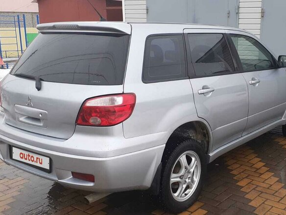 2004 Mitsubishi Outlander I, серебристый - вид 1